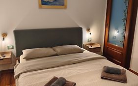Casa Sedie Volanti